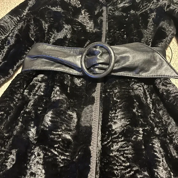 XS - Laundry By Shelli Segal Black Faux Fur Coat Vintage - Picture 5 of 6